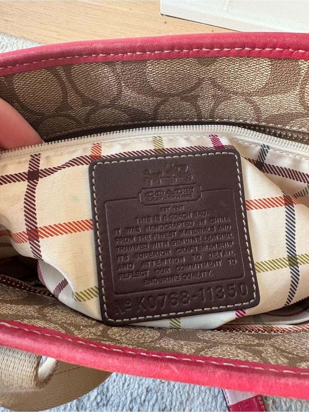 Coach Signature Leather Shoulder Bag in Pink, Light Pink and Brown